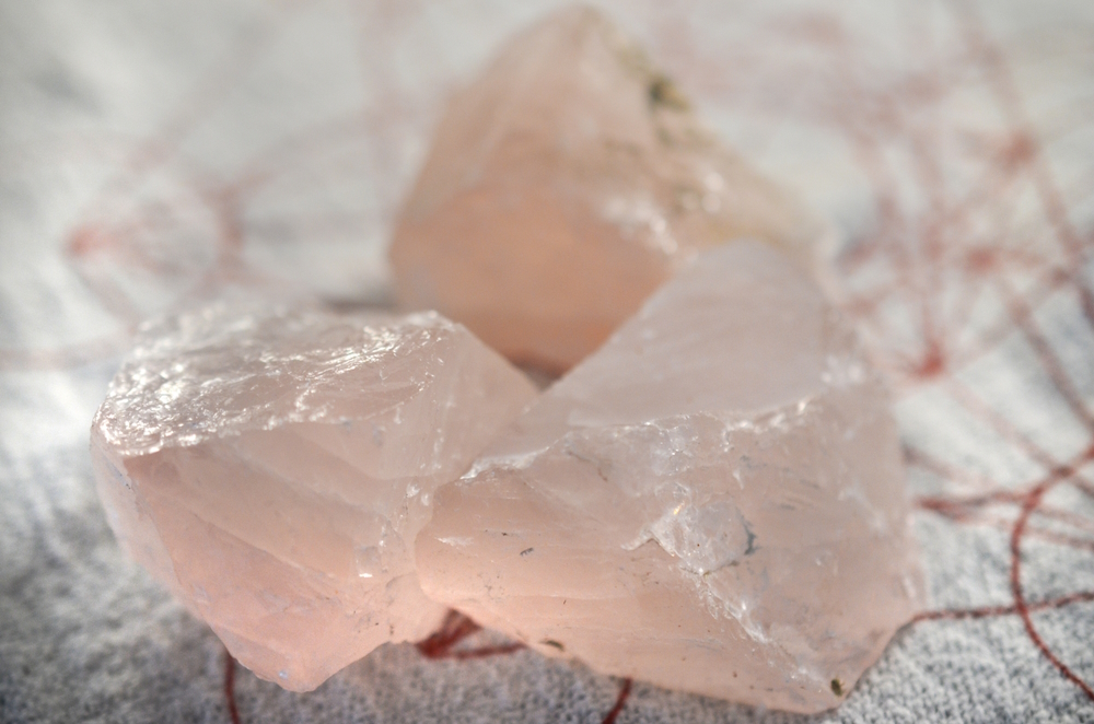 Raw-Rose-Quartz-Healing-Crystal